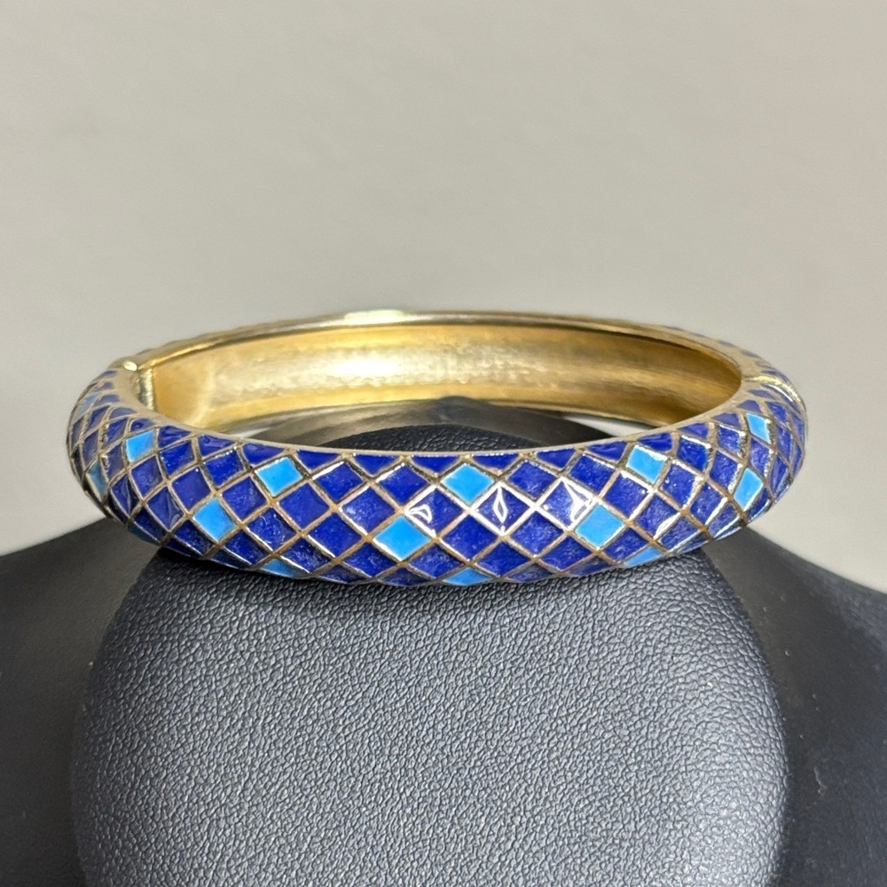 Elegant Blue and Gold Bangle Mosaic Diamond Shape Clamper Bracelet